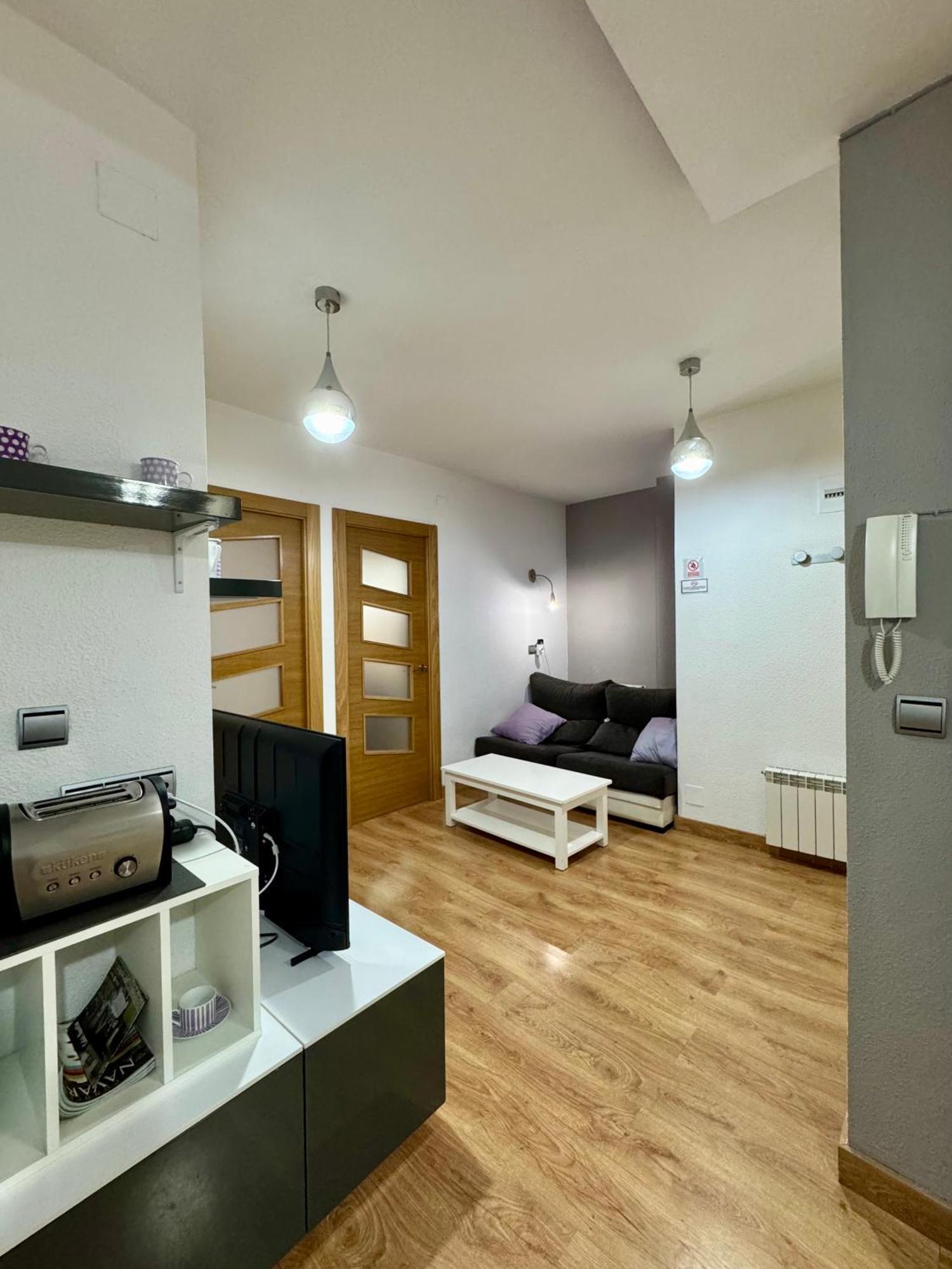 Apartamento Berria Pamplona Esterno foto