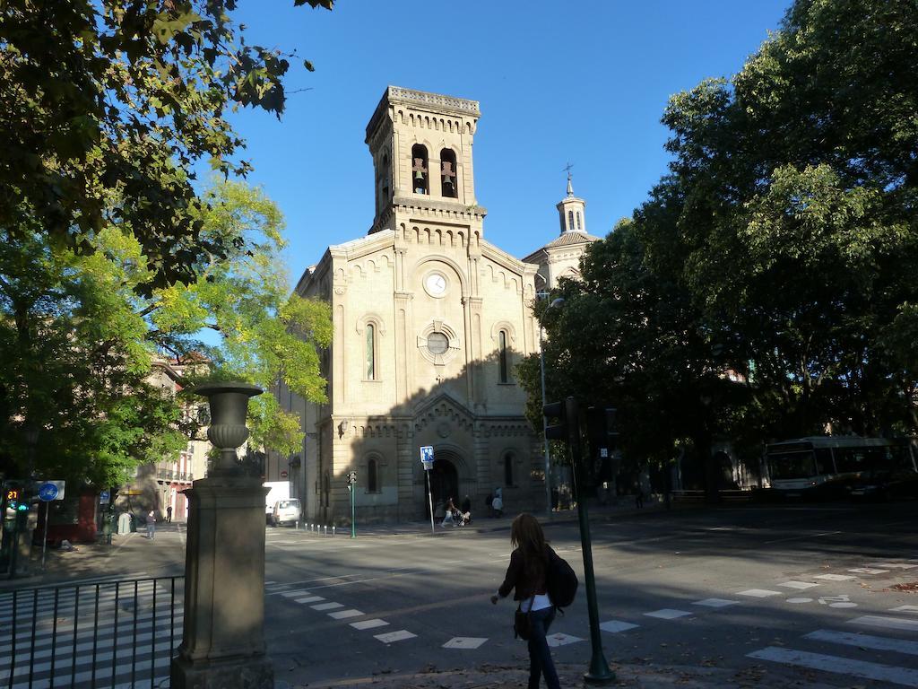 Apartamento Berria Pamplona Esterno foto